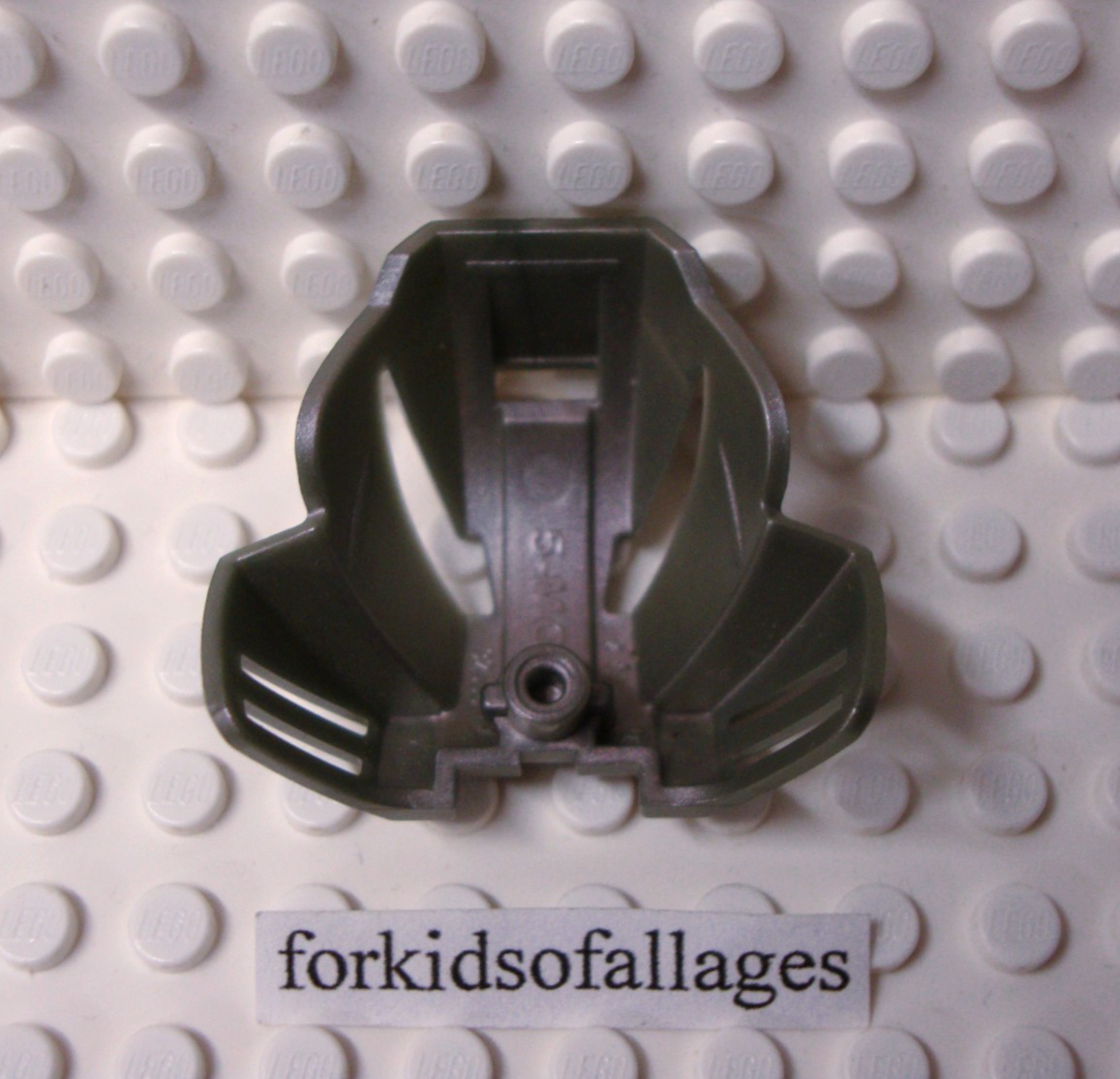 Lego KAKAMA Mask Bionicle Silver (Metallic / Pearl) 32568 Classic
