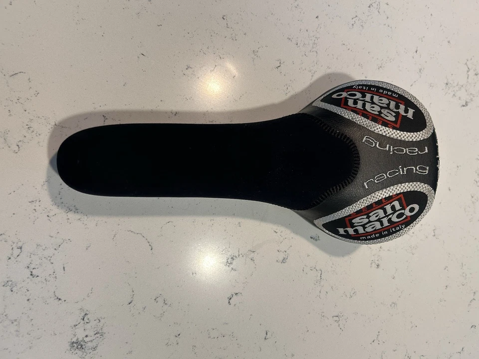 Sillín de asiento de ciclismo de carreras de gel para triatlón Selle San Marco costuras bordadas Foto 3 de 4