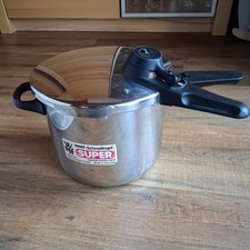 WMF Schnellkochtopf Modell SUPER 80er Jahre mit Einsätzen ca. 4.5 Liter