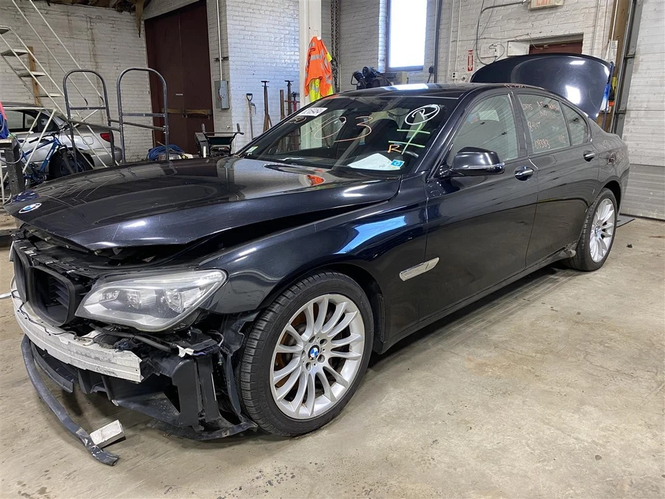 RADIATOR FAN ASSEMBLY 550i 550i Gt 650i 750 HYBRID 750i 750il 09-15 1424201 Foto 2 de 4