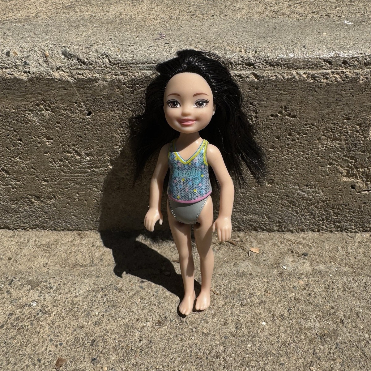 Barbie's Little Sister Kelly Club Chelsea Dark Hair Doll