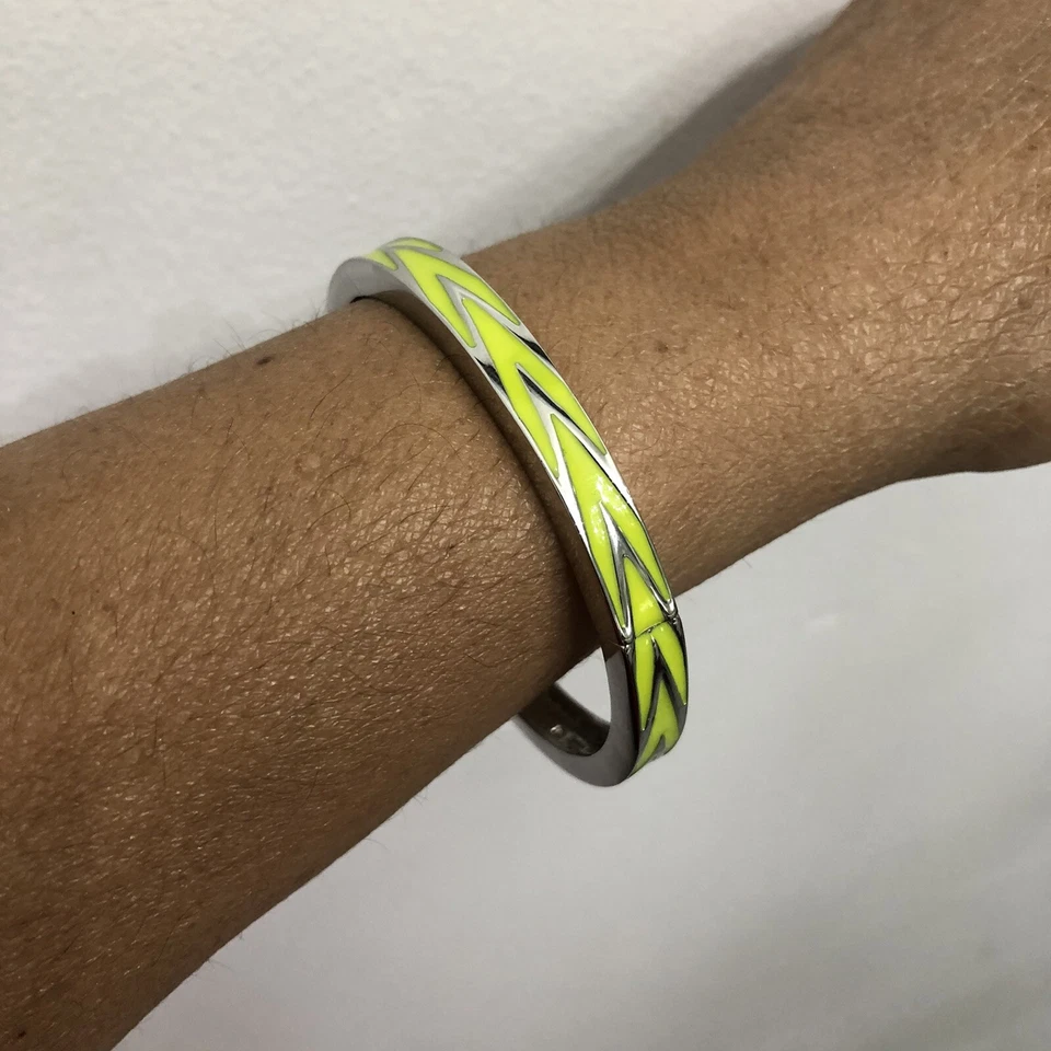 Женский браслет Lia Sophia желтый зеленый серебристый шеврон браслет эластичный - Изображение 2 из 4