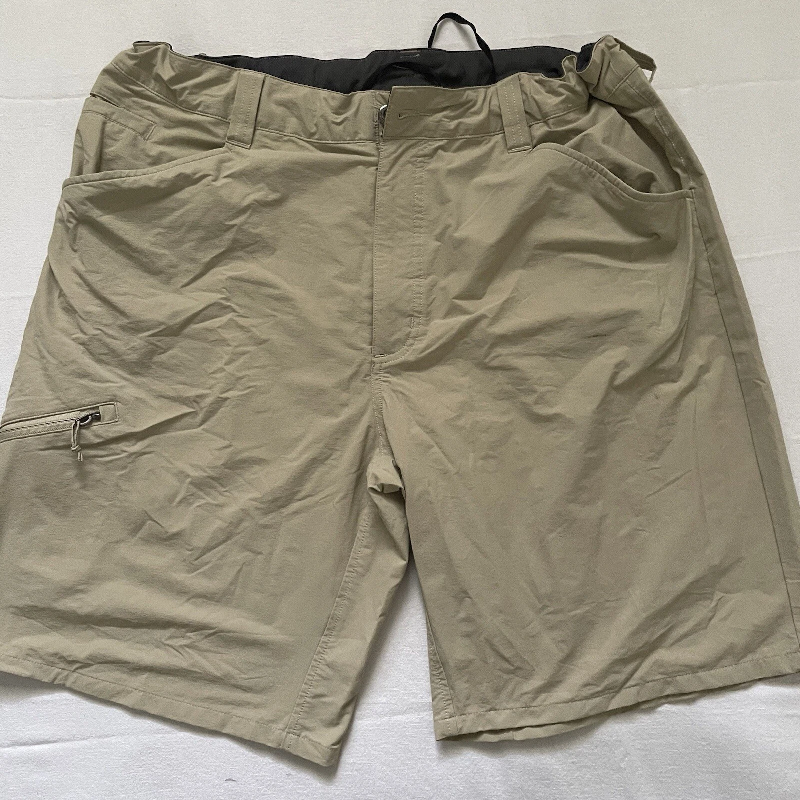 Patagonia Quandary Shorts Men Sz 40 Khaki Elastic Waist Cargo Pockets Hiking