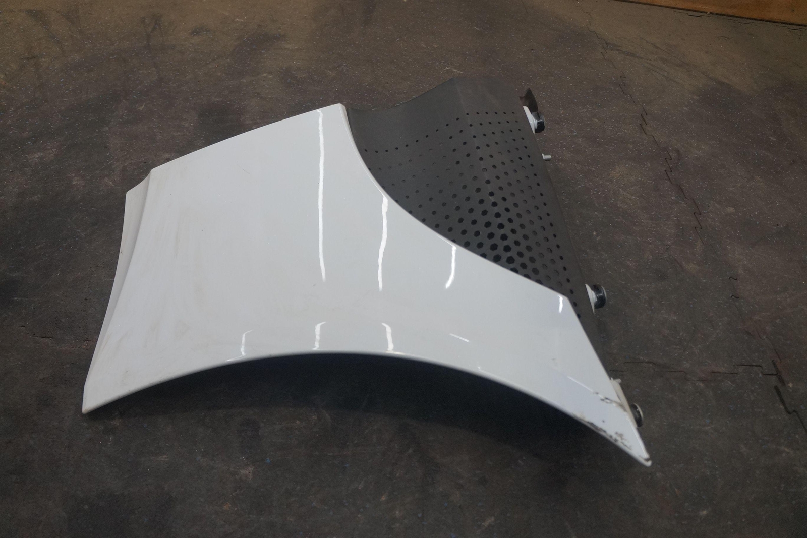 Front Right Side Fender Wing Panel OEM KY63-16005-A Aston Martin Vantage 2019