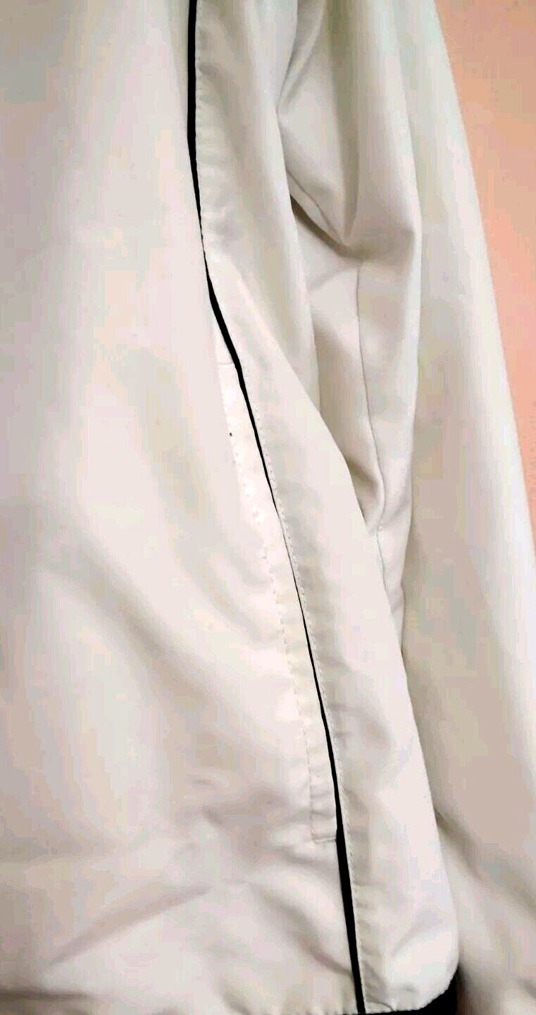 Redbox White Large 💯% Polyester Spring  / Fall J… - image 3