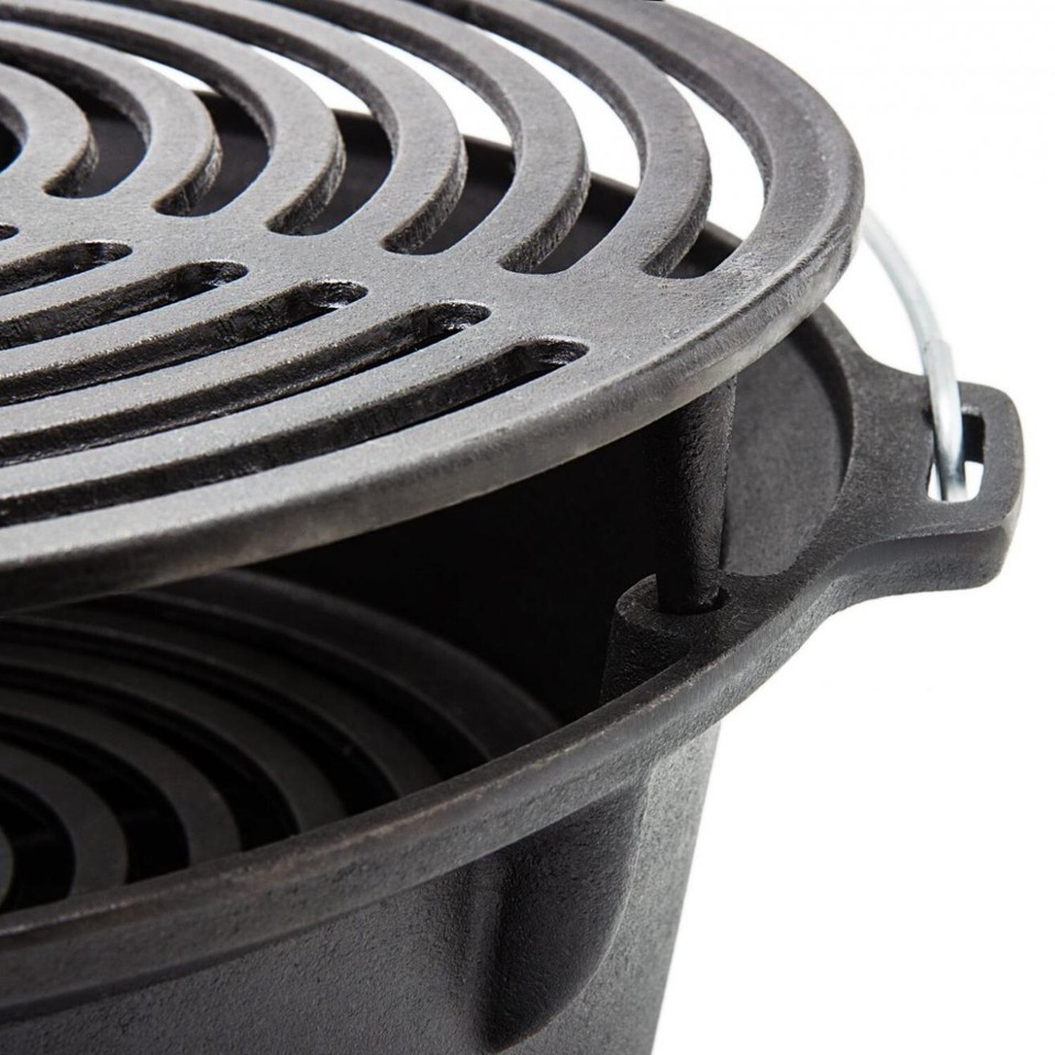 Petromax Cast Iron Fire Grill for Easy Transport Outdoor Cooking, 16.5