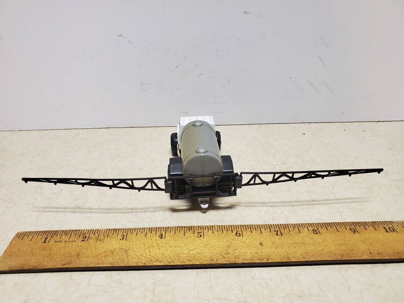 Picture 4 of 6