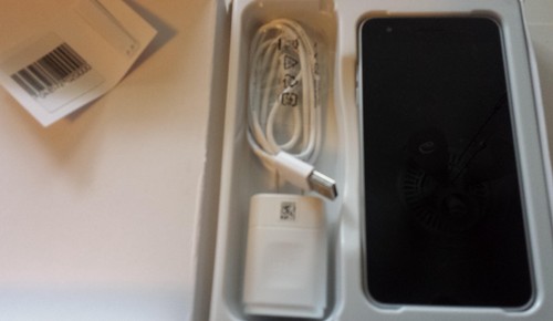 LG Tribute Empire Smartphone w/ Box White LGX220PWHT SPRINT - Picture 9 of 9
