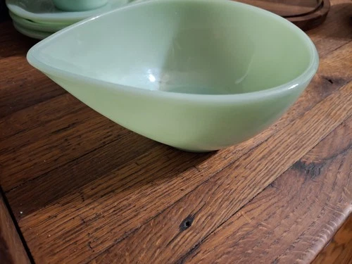 vintage Fireking Jadeite Bowl with Pour Spout