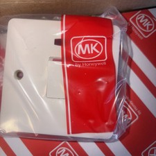 MK 1 Gang Double Pole 20 Amp Switch & Neon 20AX MB8423WHI