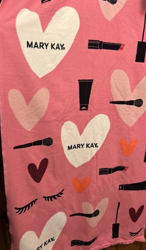 Telo Mare Mary Kay, Disegno Cuore E Trucco, Ottime Condizioni, 30” X 60” - Foto 2 di 3