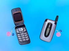 Vintage Y2K Kyocera Flip Cell Phone.As is.