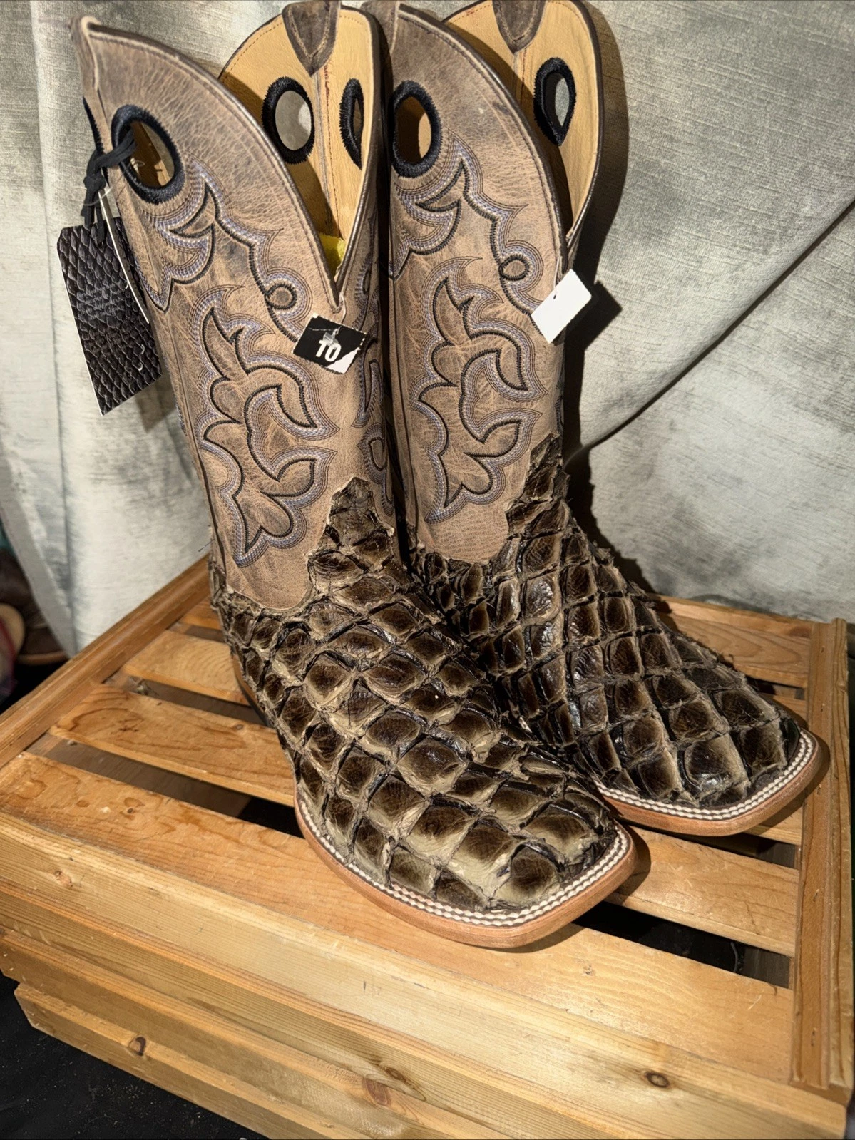Cody James Men’s Pirarucu Exotic Fish Western Cowboy Square Toe Boots Size 10D