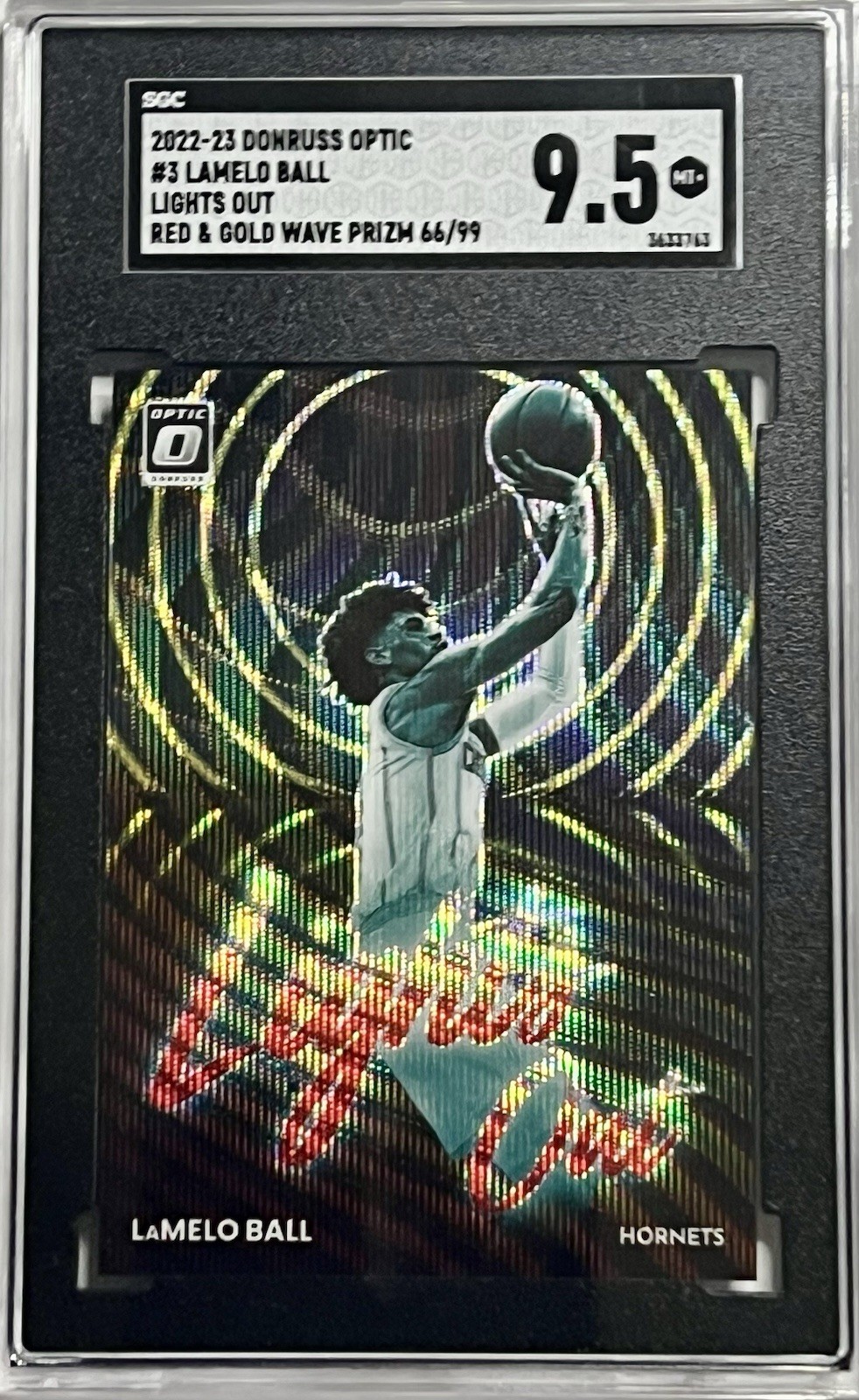 2022-23 Panini Donruss Optic Lights Out LaMelo Ball #3 Red Gold Wave Prizm /99