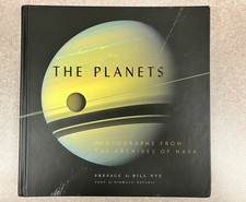 Planets : Photographs from the Archives of NASA by Nirmala