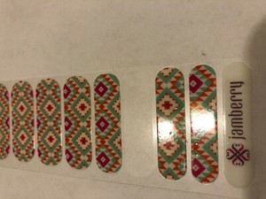 Jamberry 1/2 Sheet (2) Kiss Me Ombre & Aztec