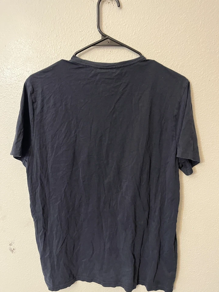 Camiseta de manga corta H&M para hombre ajustada cupé Etroite cuello redondo talla L azul marino Foto 3 de 4