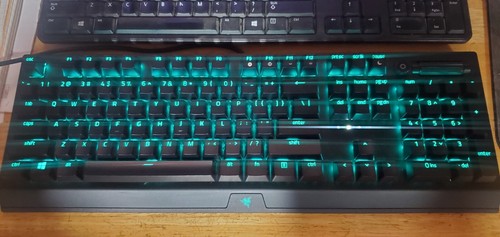 Razer BlackWidow V3 RZ03-0354 Gaming Keyboard - Working Great! - Picture 16 of 19