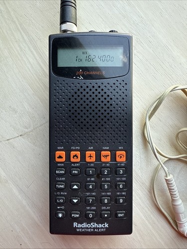 Radio Shack Weather Alert 20-315 PRO 82 scanning receiver Ham Police Fire Radio - Zdjęcie 3 z 8