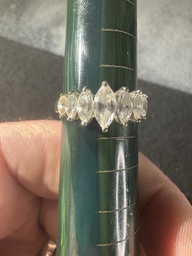 Ross Simons Sterling Silber Zirkonia Clustered Bandring 925 Gr: 8 - Bild 2 von 11