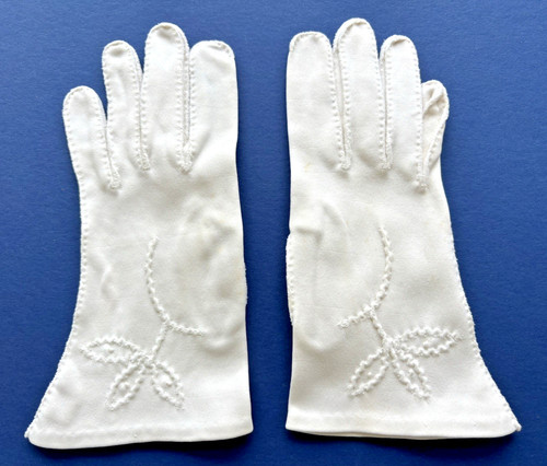 White Women's Cotton Wrist-Length Bridal/Formal Gloves w/Floral Embellishments
