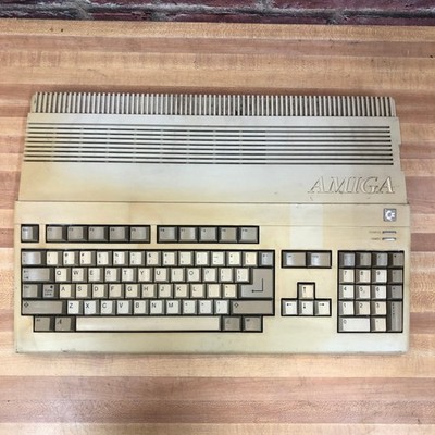Commodore Amiga 500 Vintage Computer A500 No Power Supply