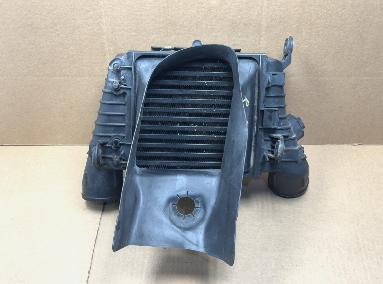 06-12 Bentley Continental Right Engine Turbo Intercooler Oil Cooler W/Duct PO43