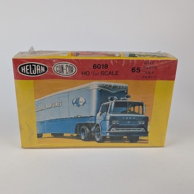 Heljan / Con-Cor HO Scale #6018 - Global Van Lines Tractor & Trailer - New
