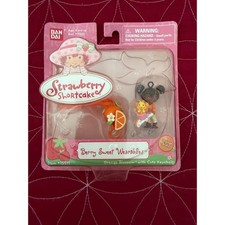 Bandai Strawberry Shortcake Berry Sweet Wearables Orange Blossom Keychain 15511