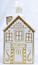 1 Bath  Body Works GINGERBREAD HOUSE Foaming Soap Holder Dispenser