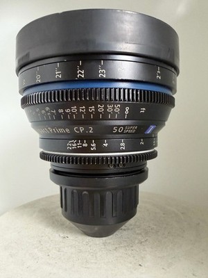 ZEISS Compact Prime CP.2 50mm T/1.5 MF Arri pl Objektiv für PL-Bajonett