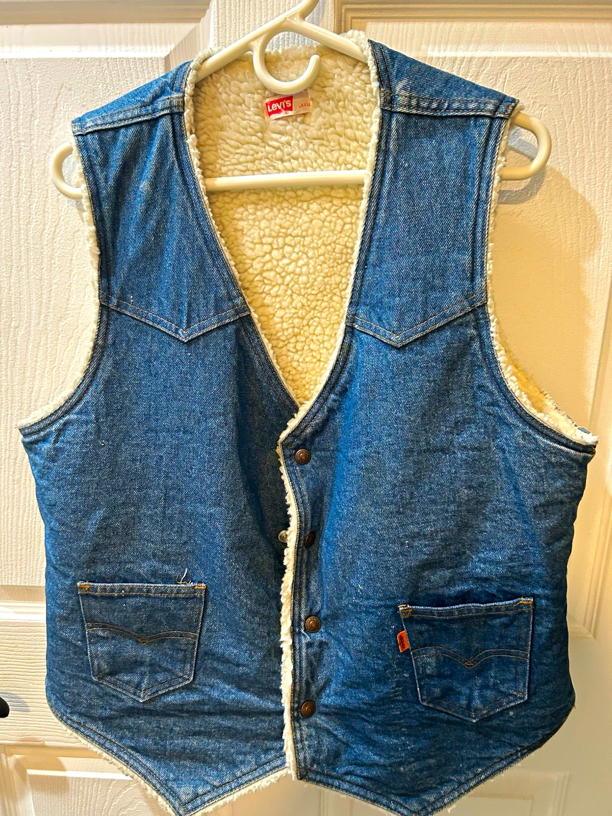 Levi's Men's Blue Denim Sherpa Lined Button Front Vest Size L Regular image 1