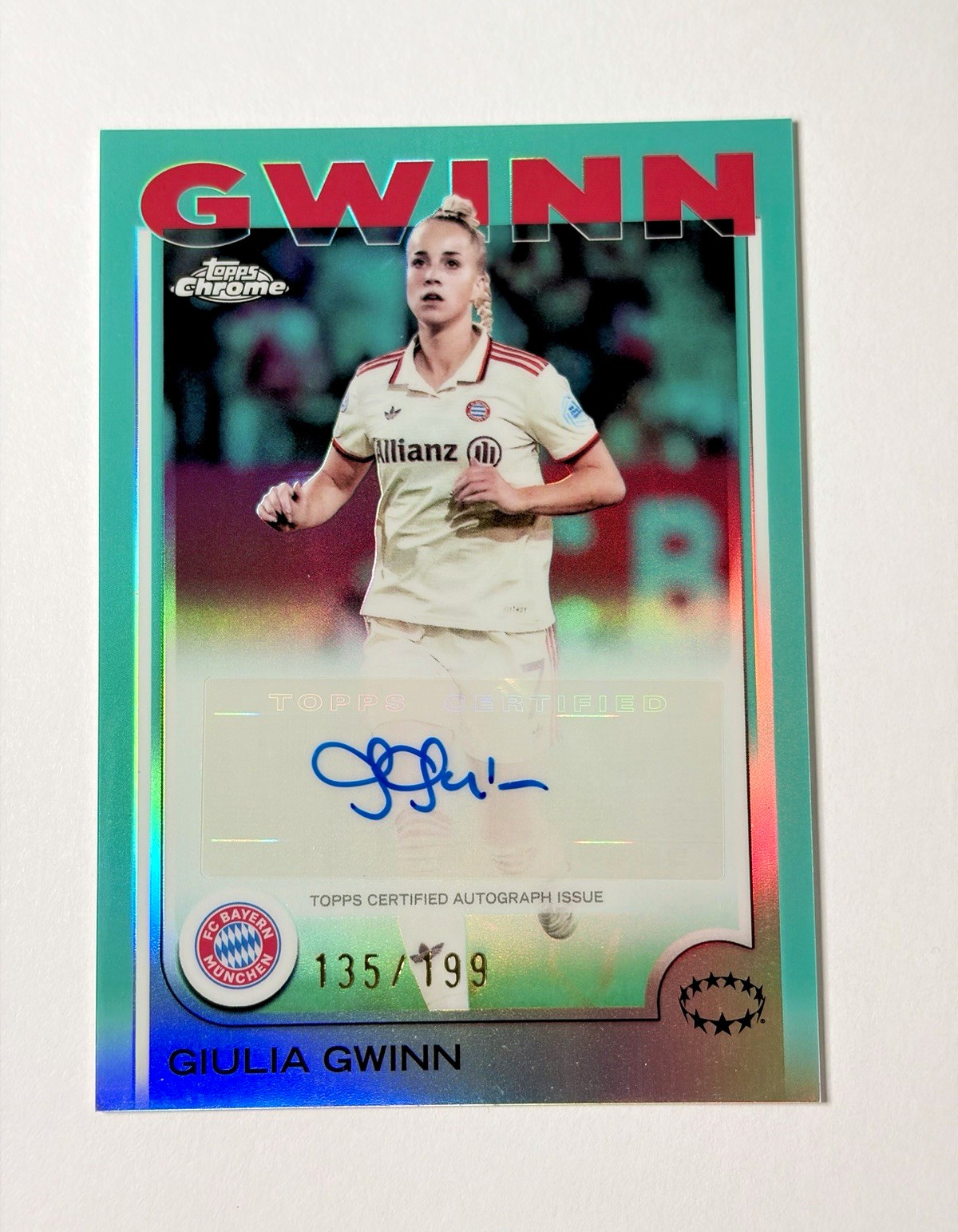 Giulia Gwinn 2024-25 Topps Chrome UWCL Aqua Refractor Auto /199 #AV-GG Bayern