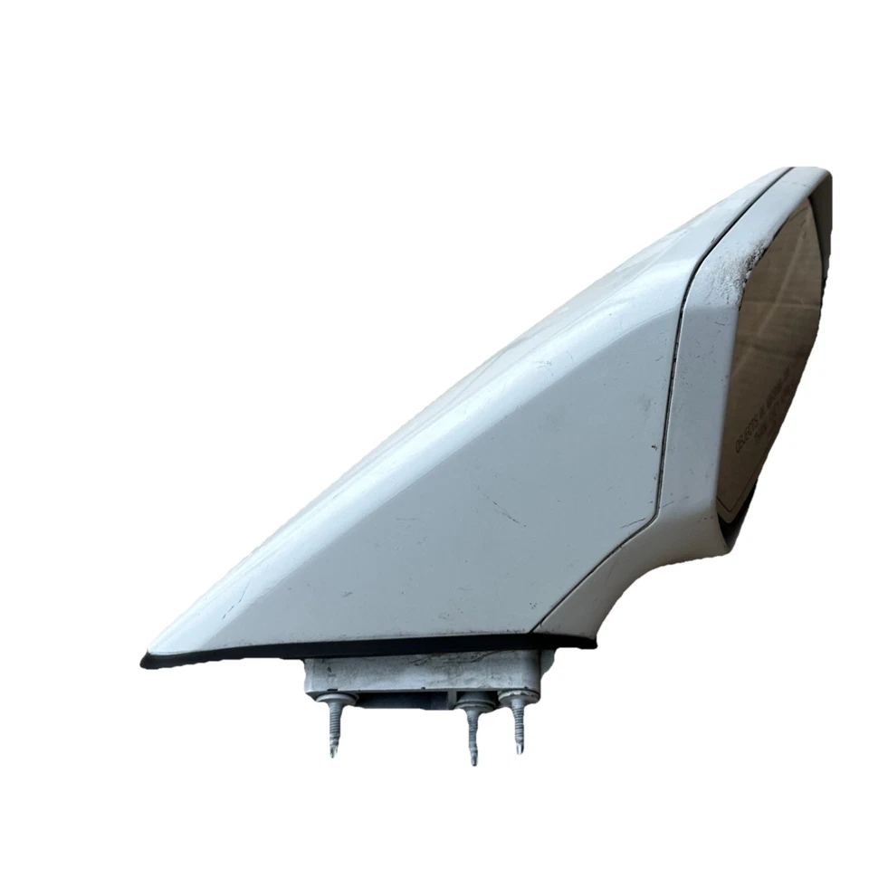 Оригинальное белое зеркало с подогревом для правостороннего обзора Chevrolet Camaro 2010-2015 годов выпуска - Изображение 3 из 4