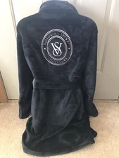 PINK VS Women's XS/S Small Short Plush Robe Black Signature VS Logo NWT