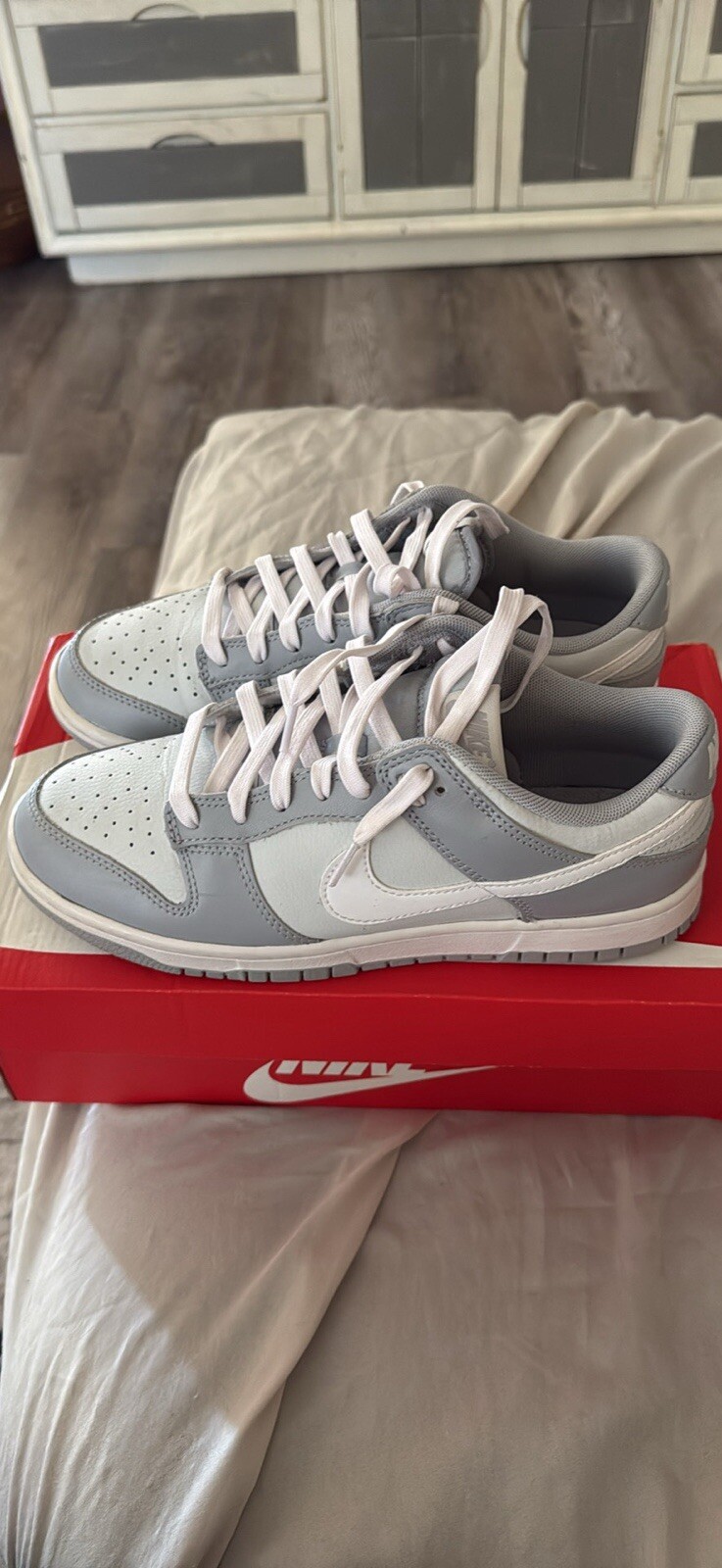 Low Nike Dunks Size 7.5 Men’s - Used