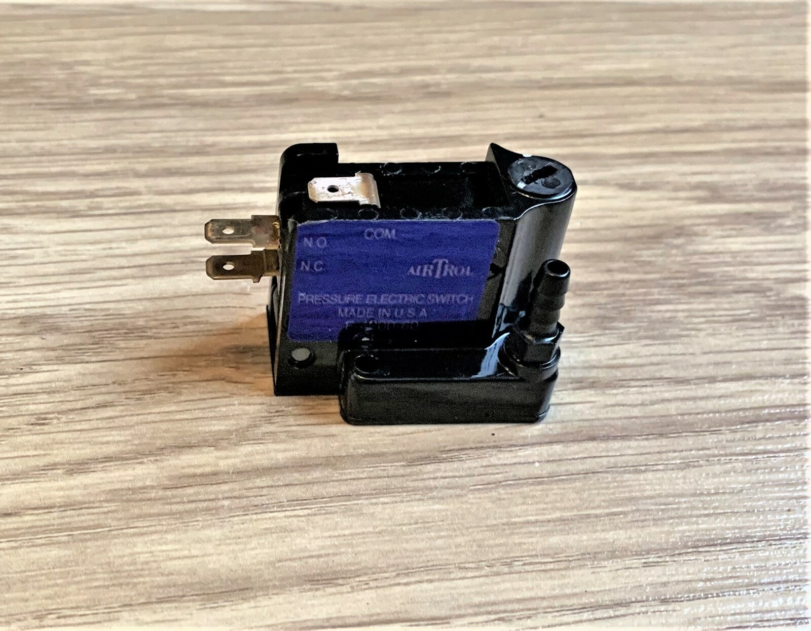 AIRTROL PRESSURE ELECTRIC SWITCH F420060 eBay