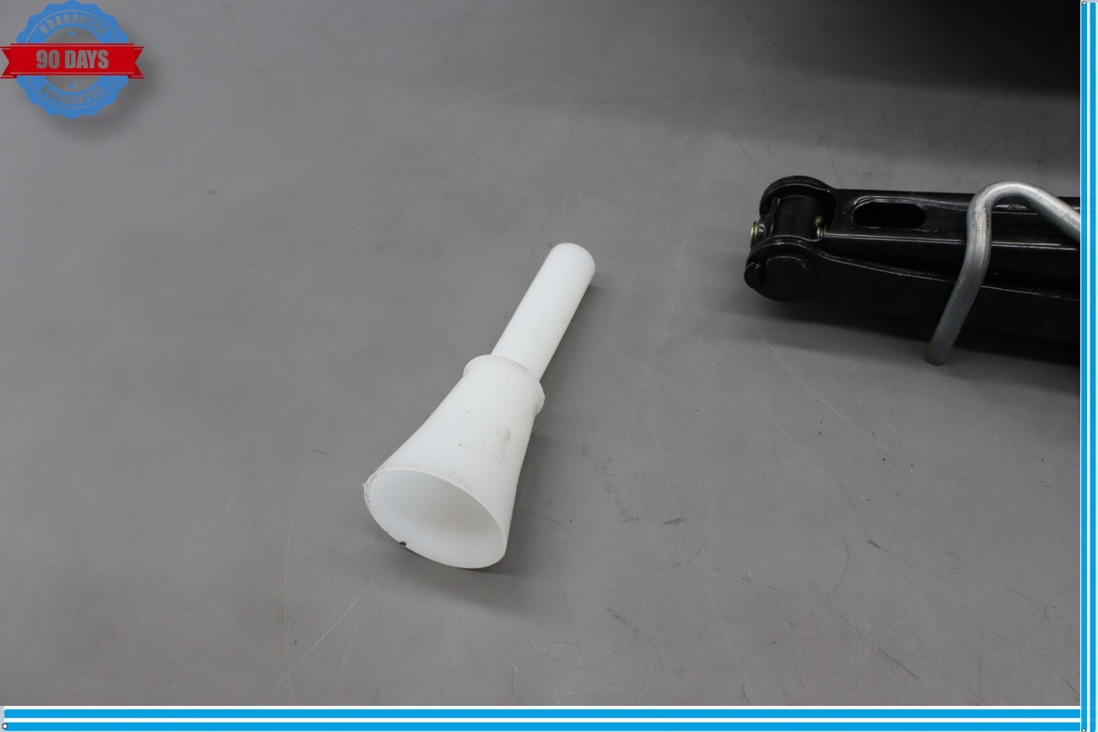 14-17 Maserati Ghibli Emergency Spare Tire Jack Tool Kit W/ Foam Holder Oem