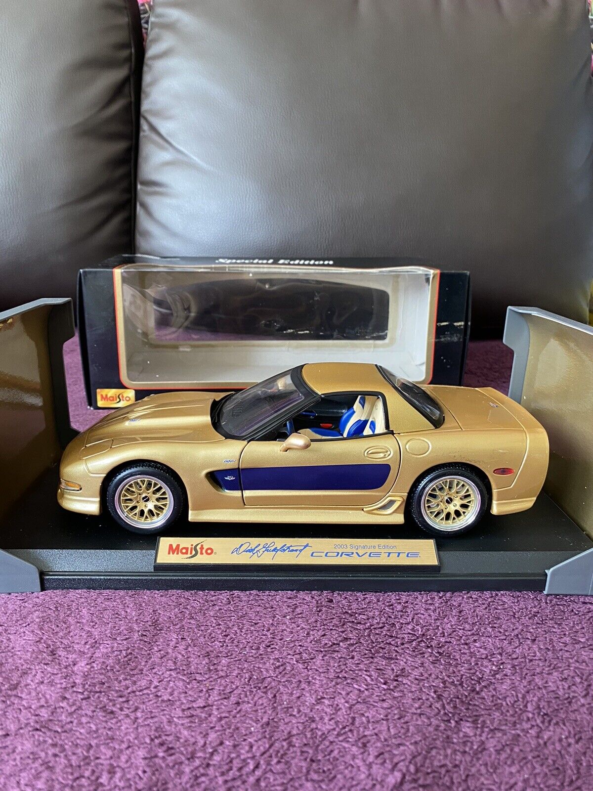 Picture 3 of 24