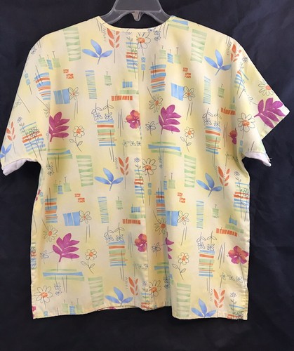 HQ Scrub Yellow Floral Short Sleeve Uniform Scrub Top - Picture 2 of 4