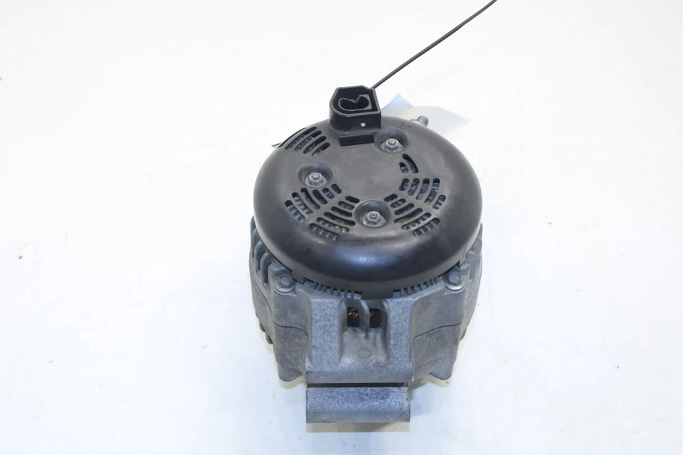 Оригинальный генератор переменного тока 2014-2016 BMW 435I Gran Coupe xDrive 3,0 л 12317616119 - Изображение 4 из 4