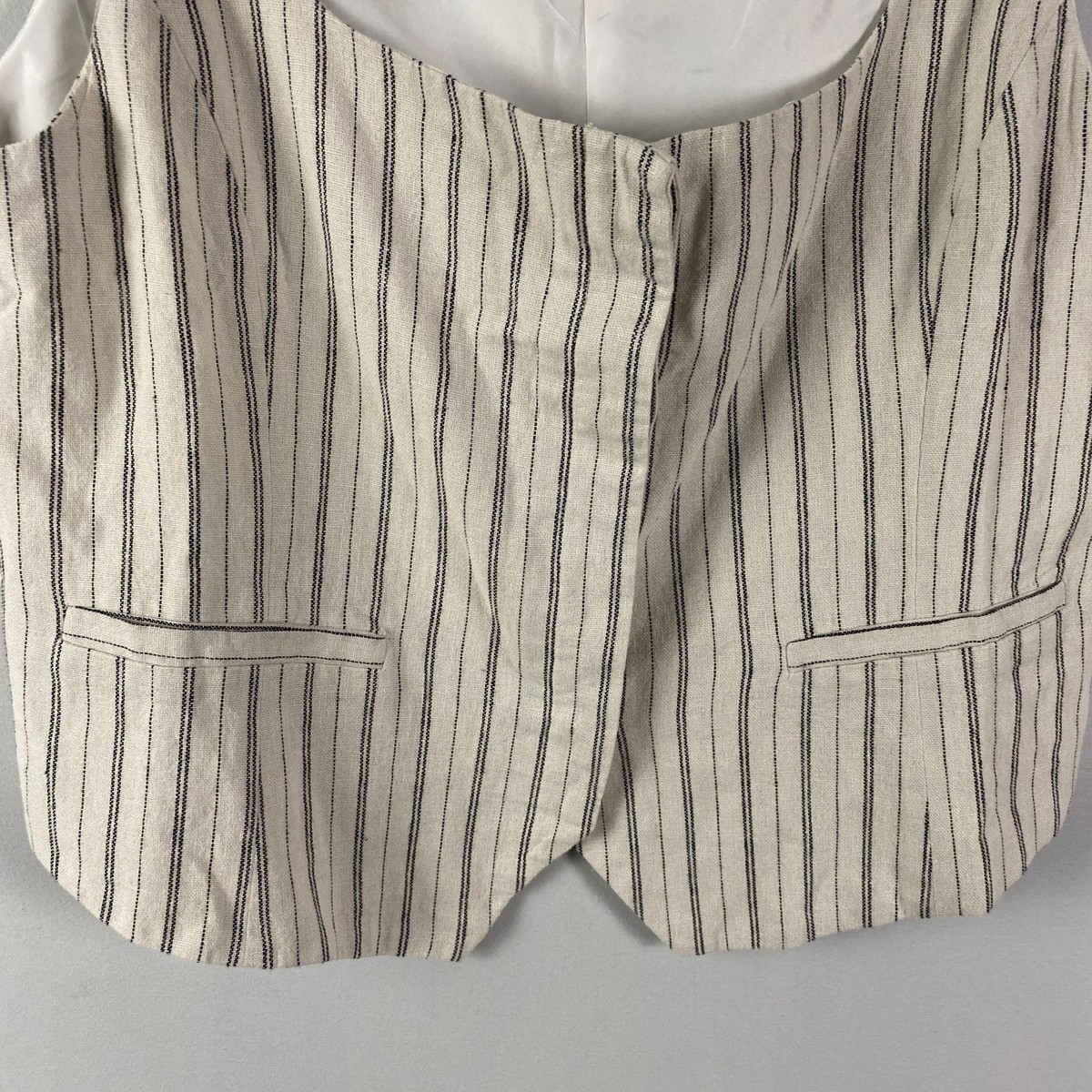 Rachel Zoe Women's Knight Vest – Sleeveless Trench Vest, Lapel Collar, Slim Fit - View #3