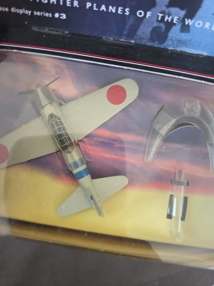 CORGI FIGHTER SCRAMBLE CS90018 MITSUBISHI ZERO PEARL HARBOUR - MODEL PLANE - Image 4 of 4