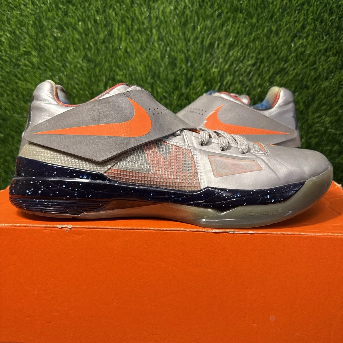 Nike KD 4 All Star Galaxy (2012) Size 11 Relive the glory days of Nike Basketball main image 4