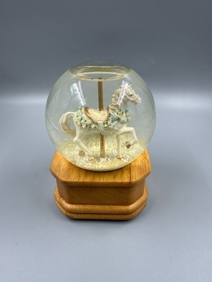 San Francisco Music Box Co. Snow Globe Carousel Horse   Tune: Carous (MI1076312)