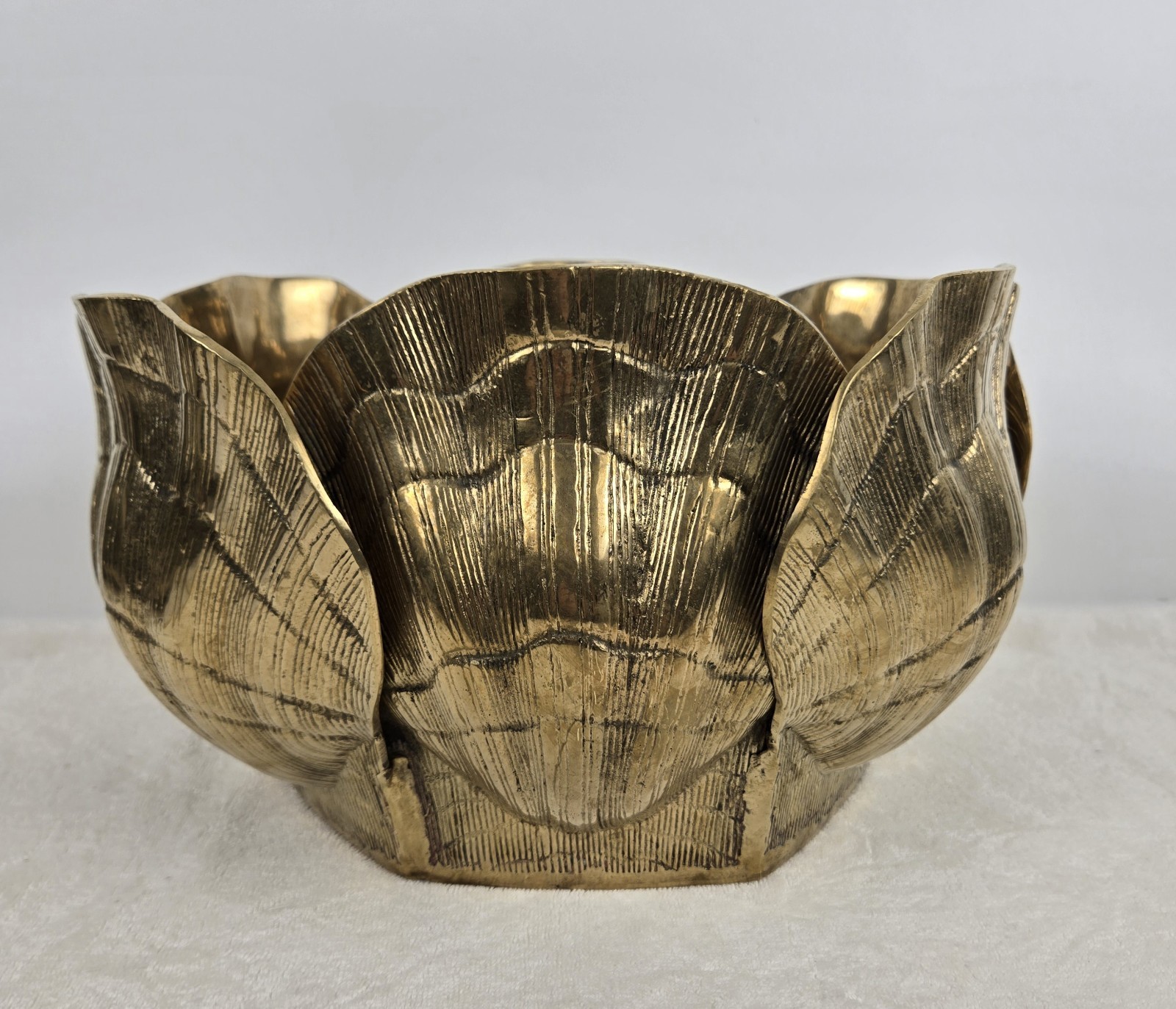 Extra large MCM Brass Shell Planter Vintage Hollywood Regency