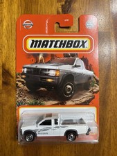 Matchbox 1995 Nissan Hardbody D21 Series 2019 Blue/White/Red Truck