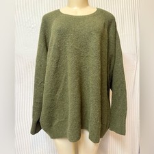 Old Navy Sage Green Soft Stretchy Comfy Sweat...