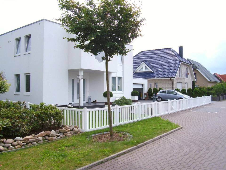 Zaun aus kunststoff, weiß Kunststoffzaun Lattenzaun Gartenzaun Friesenzaun weiss - Bild 3 von 4