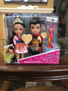 Disney-Princess-Petite-Mulan-amp-Shang-6-034-Doll-Set-w-Mushu-Toys-R-Us-New-in-Box